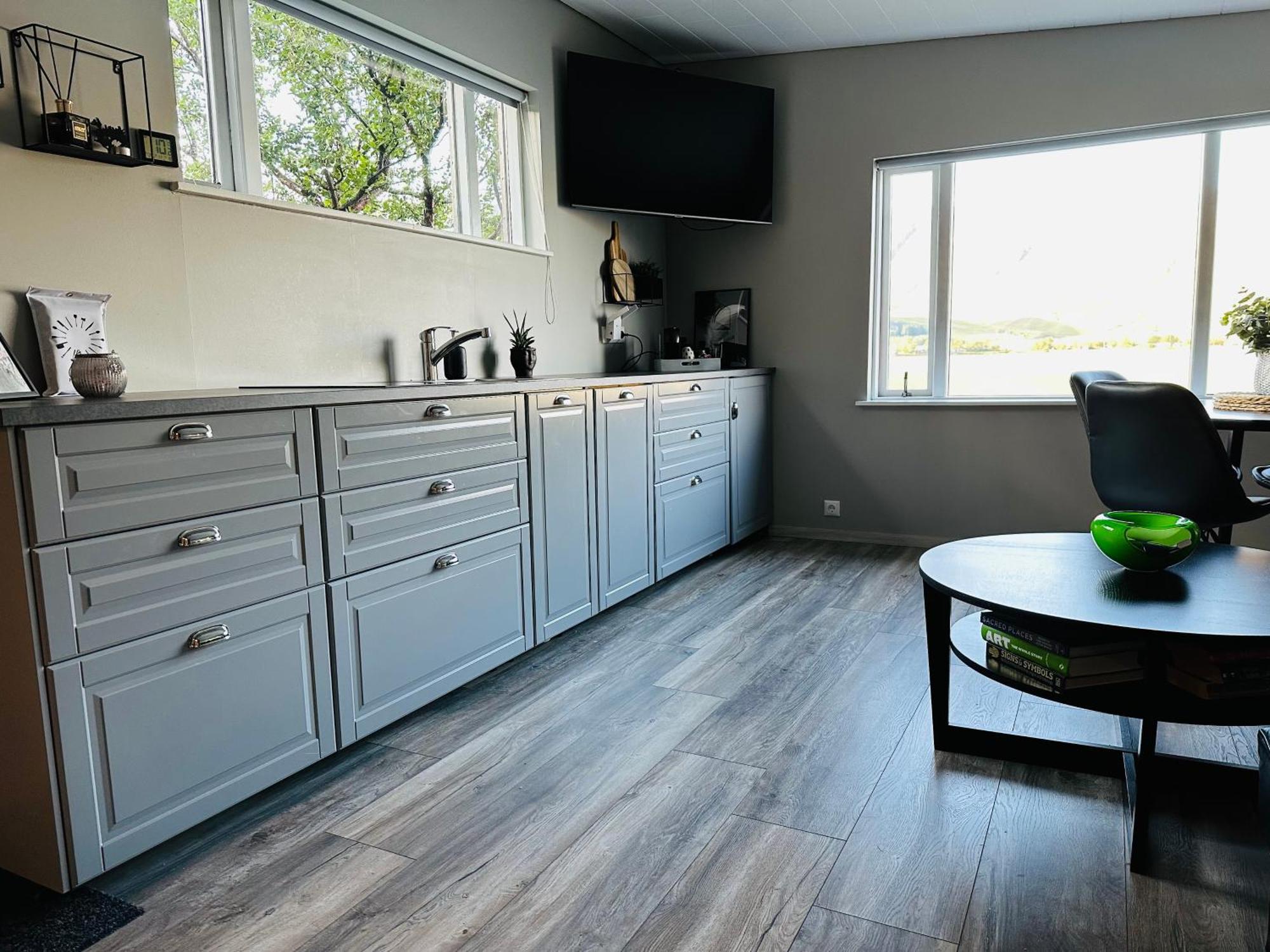 Cosy Lakeview Cabin 45 Minutes From Reykjavik موسفلسبير المظهر الخارجي الصورة