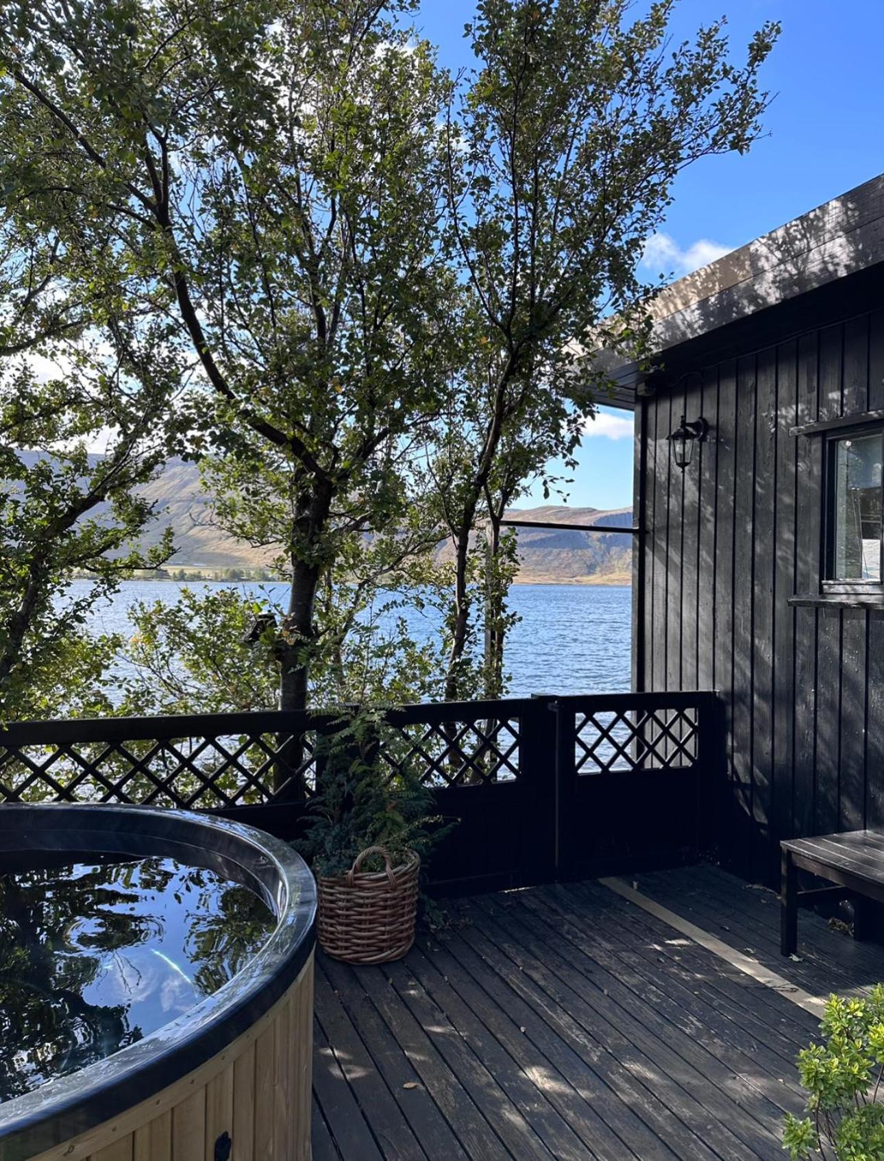 Cosy Lakeview Cabin 45 Minutes From Reykjavik موسفلسبير المظهر الخارجي الصورة